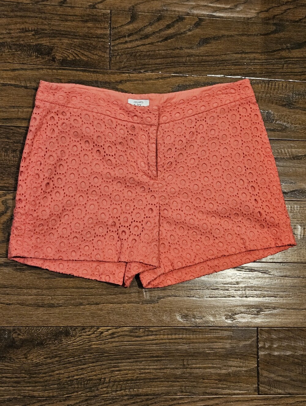 Crown & Ivy Eyelet Lace Coral Women’s Shorts, Coral - Size 10
